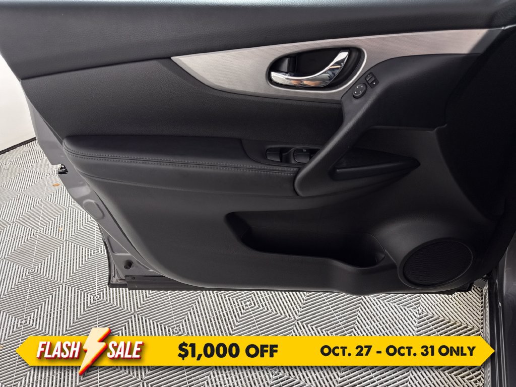 Used 2020 Nissan Rogue Sport SL FWD image 9