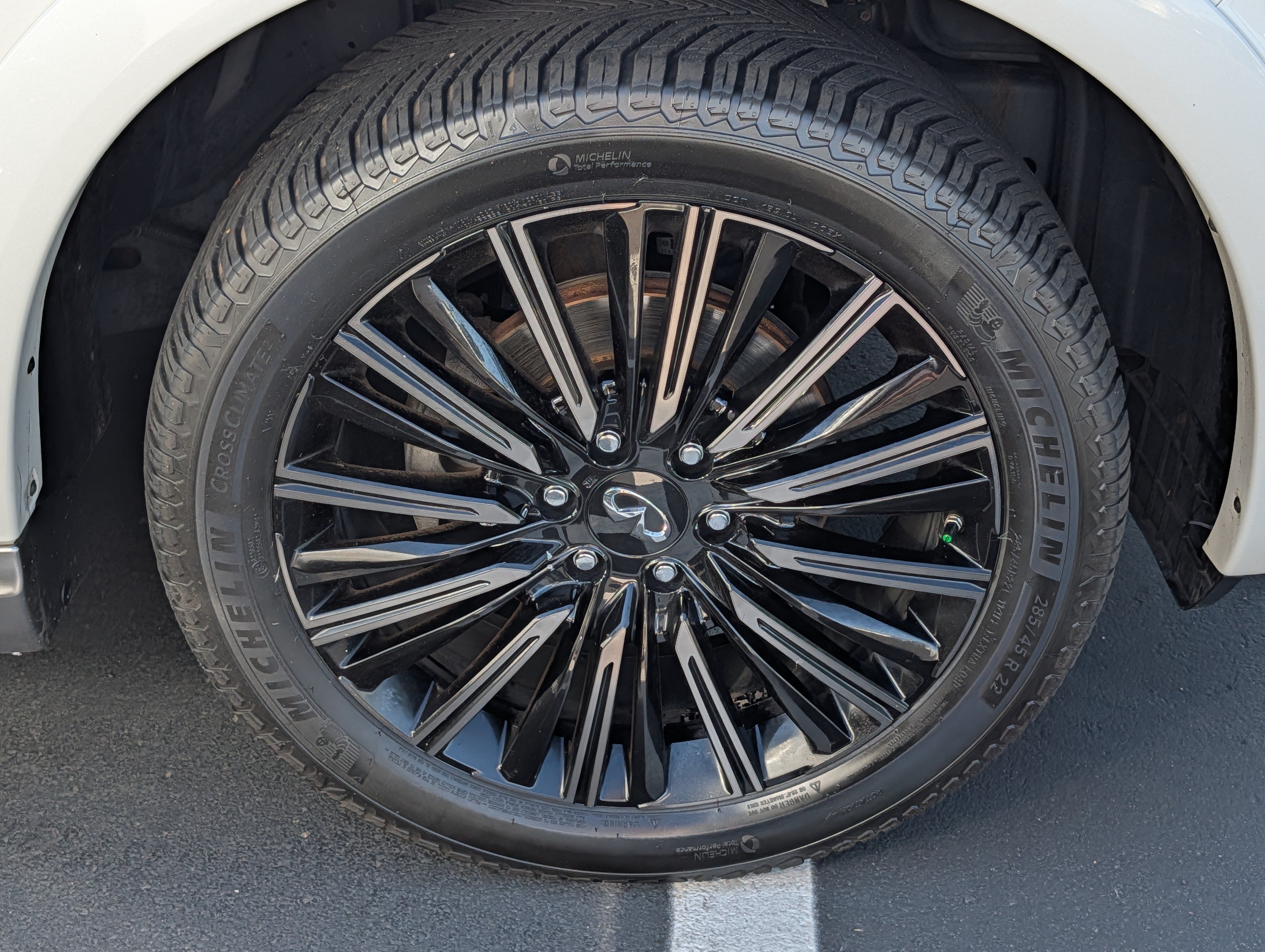 Used 2019 INFINITI QX80 Limited w/ All-Season Package AWD/4WD image 15