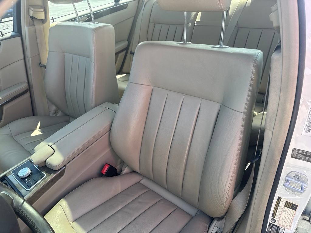 Used 2010 Mercedes-Benz E 350 Sedan image 13
