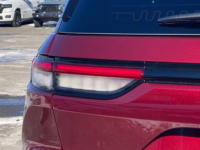 New 2026 Jeep Grand Cherokee Limited AWD/4WD image 14
