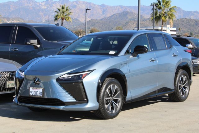Certified 2023 Lexus RZ 450e Premium image 3