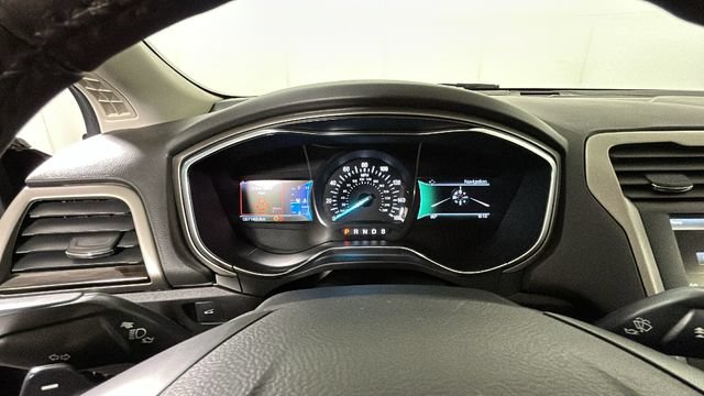 Used 2016 Ford Fusion SE w/ Equipment Group 202A AWD/4WD image 17