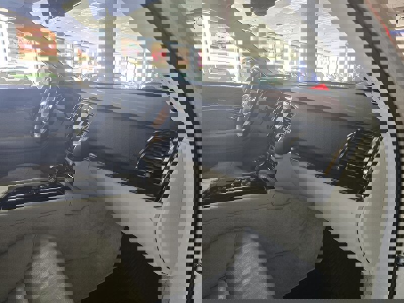 Used 2016 Volvo XC90 T6 Momentum w/ Momentum Plus Package image 16