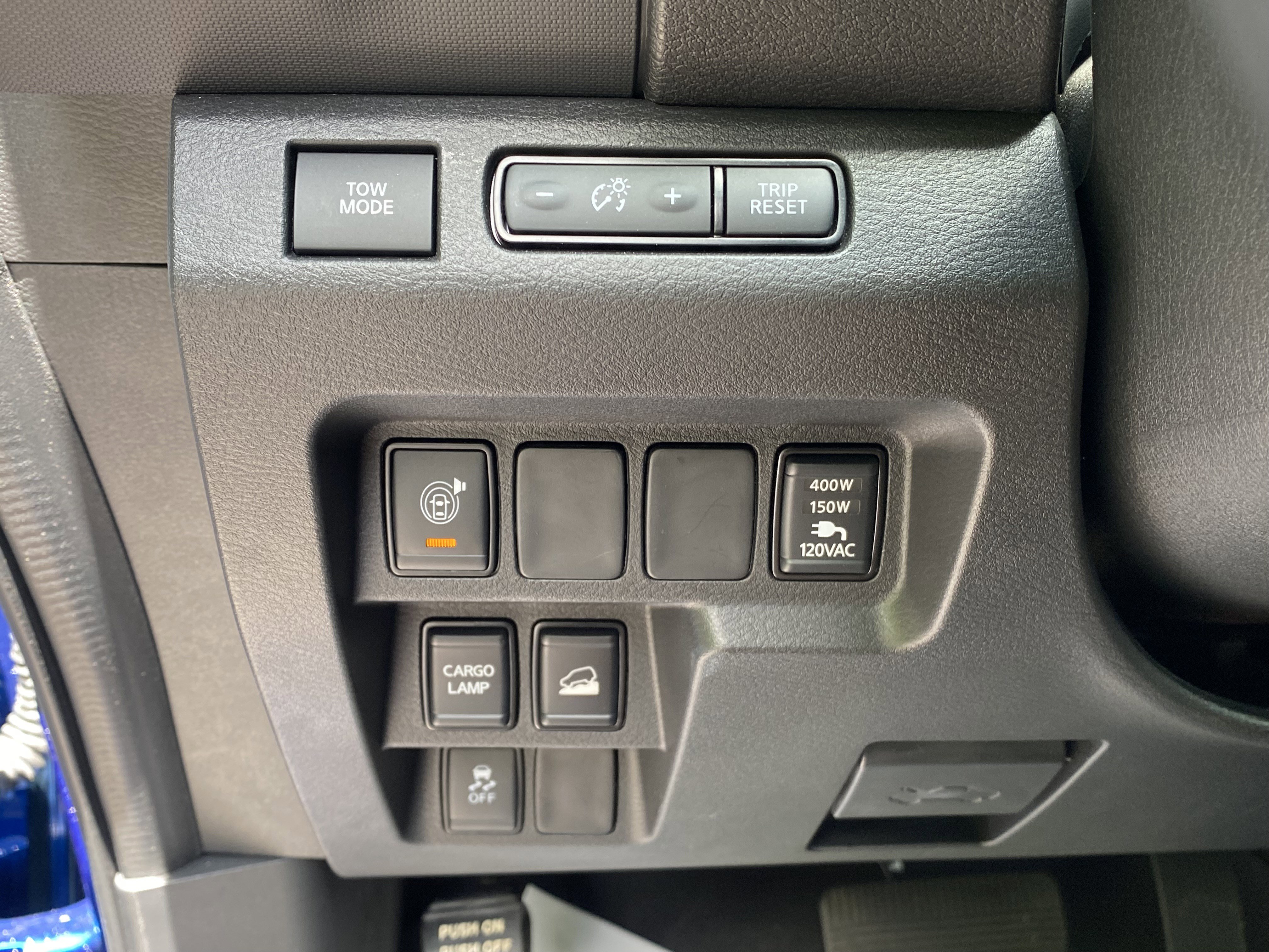 Used 2024 Nissan Frontier SL w/ Technology Package AWD/4WD image 17