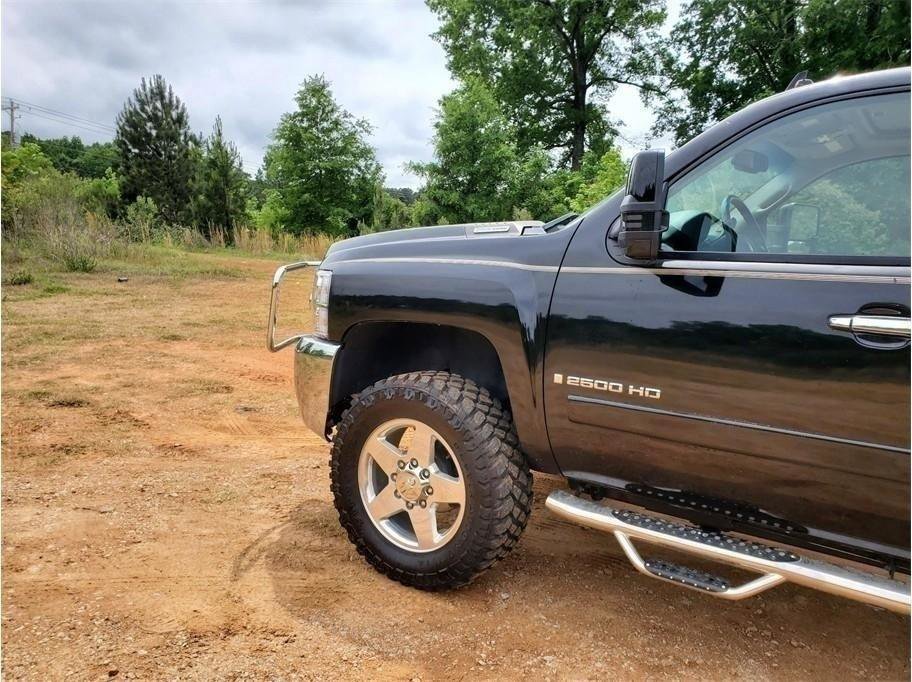 Used 2007 Chevrolet Silverado 2500 LTZ w/ Safety Package AWD/4WD image 6
