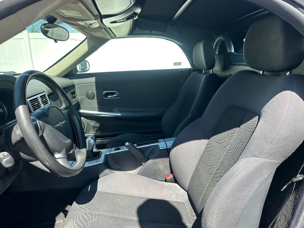 Used 2005 Chrysler Crossfire Convertible image 11