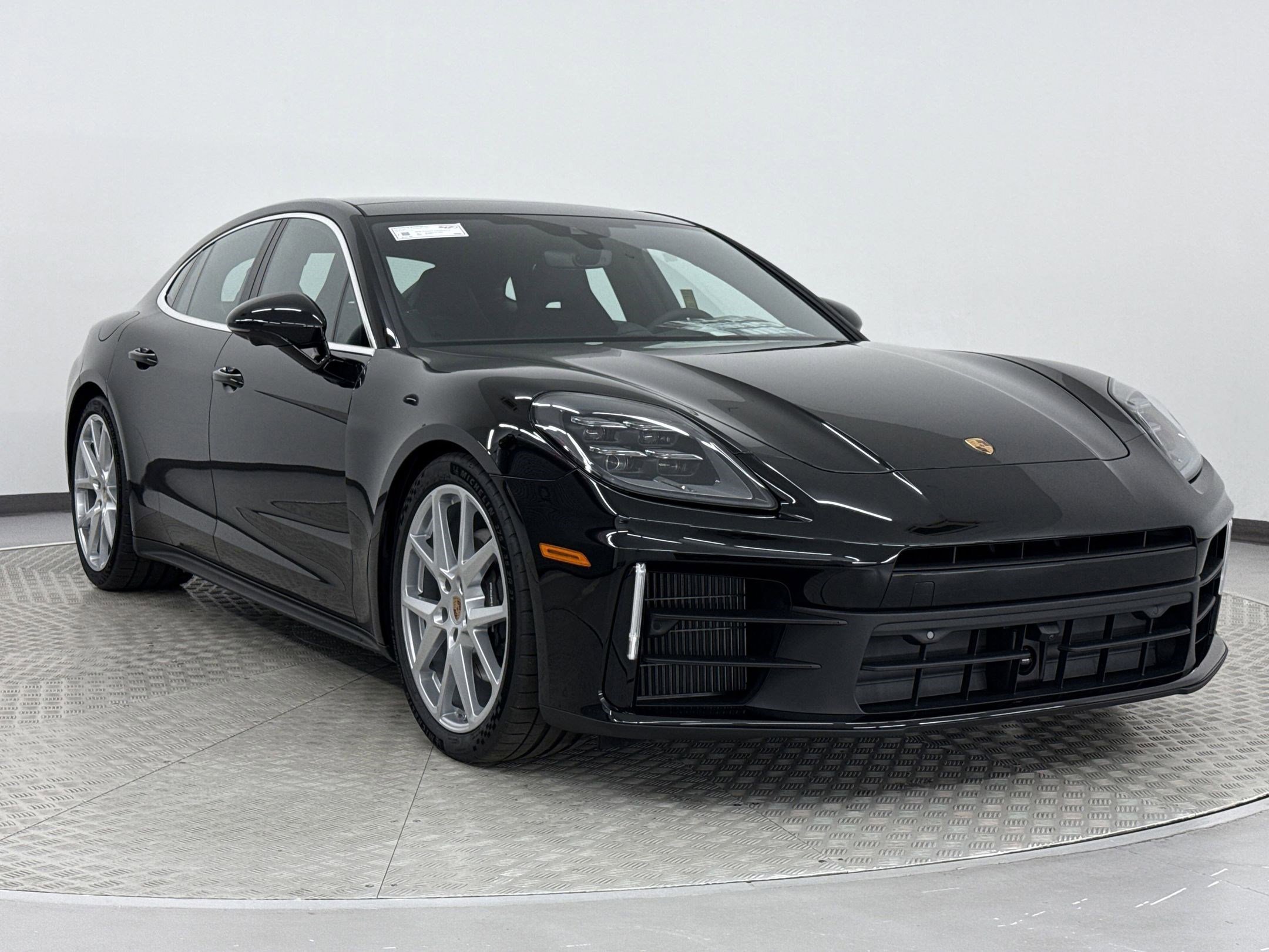 New 2025 Porsche Panamera 4 image 7