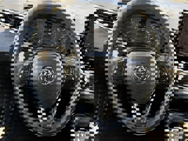 Used 2024 Toyota Corolla LE image 8