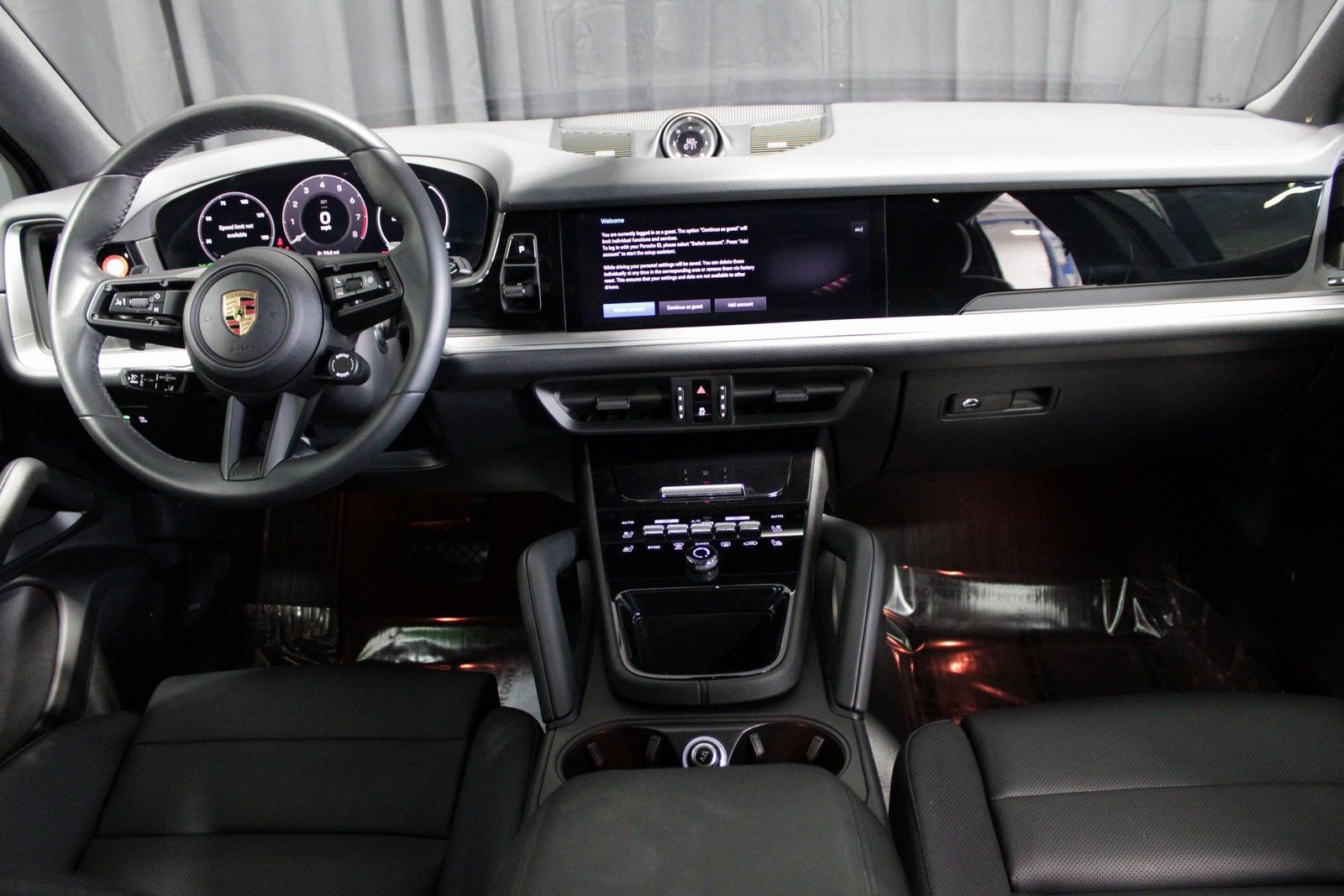 Certified 2025 Porsche Cayenne image 24