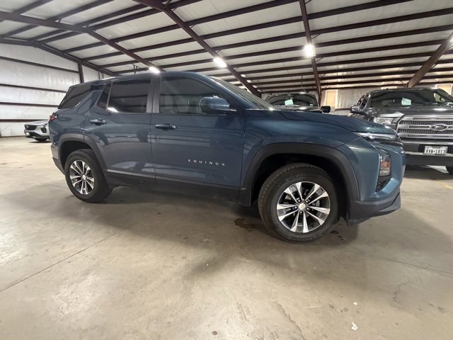 Used 2026 Chevrolet Equinox LT w/ Convenience Package II image 5