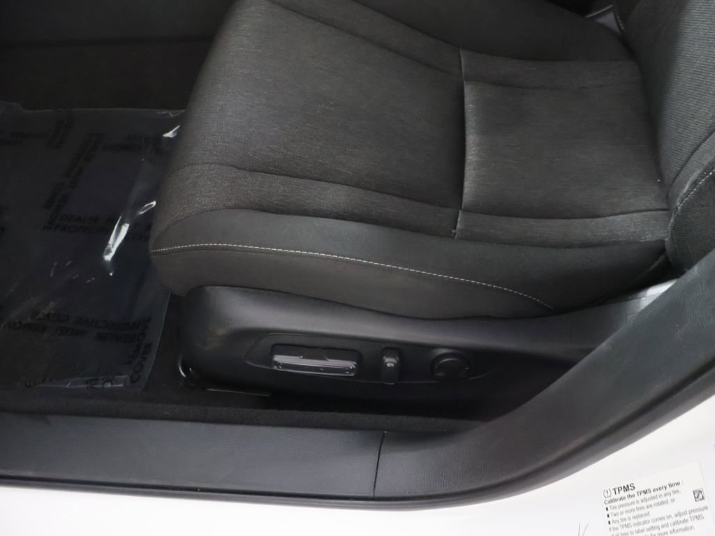 Used 2023 Honda Accord EX image 30