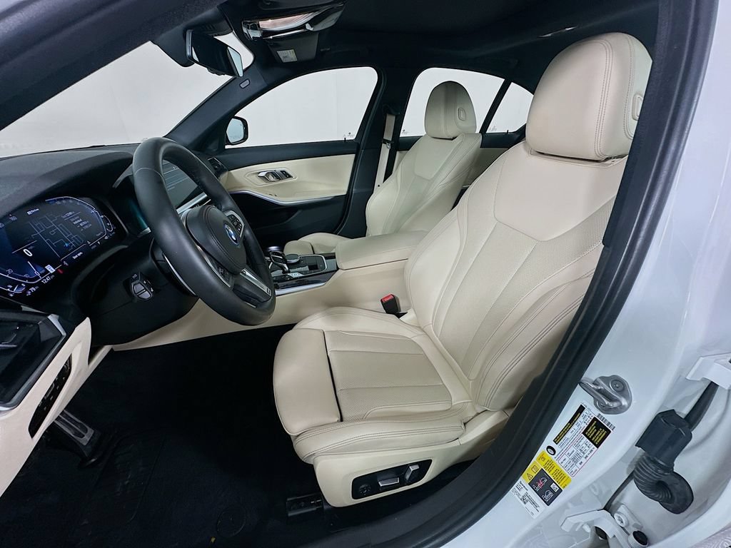 Used 2022 BMW 330e w/ M Sport Package RWD image 21