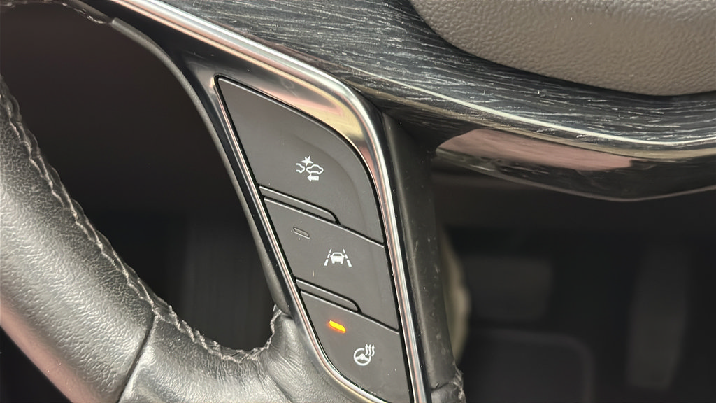 Used 2023 Cadillac XT5 Premium Luxury AWD/4WD image 19
