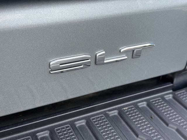 Used 2025 GMC Sierra 1500 SLT w/ SLT Convenience Package AWD/4WD image 33