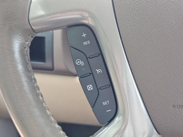 Used 2013 Chevrolet Avalanche LTZ RWD image 29
