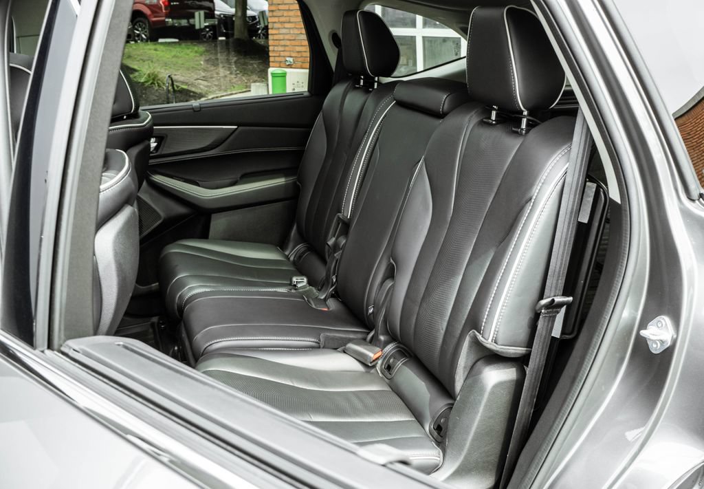 Used 2023 Acura MDX w/ Advance Package AWD/4WD image 27