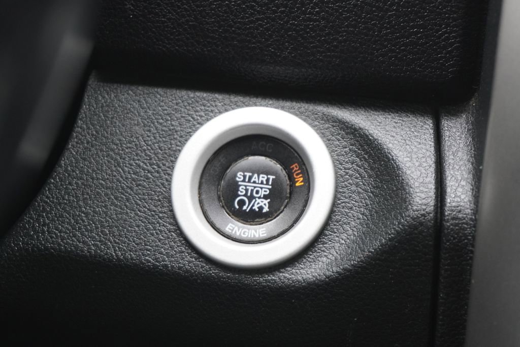 Used 2014 RAM 1500 Laramie w/ Convenience Group image 24