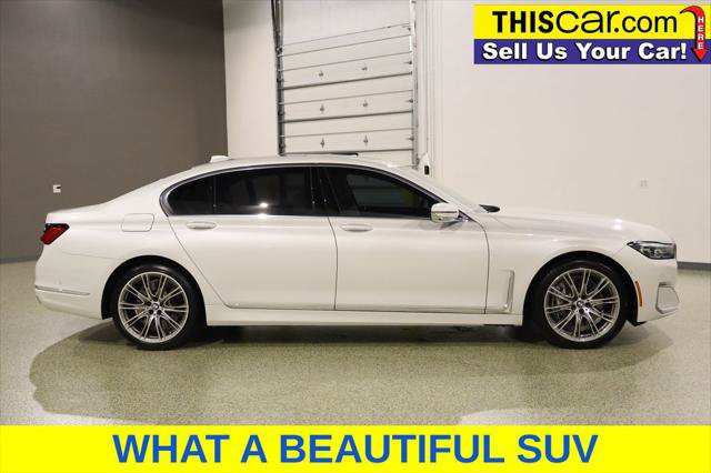 Used 2021 BMW 750i xDrive w/ Executive Package AWD/4WD image 9