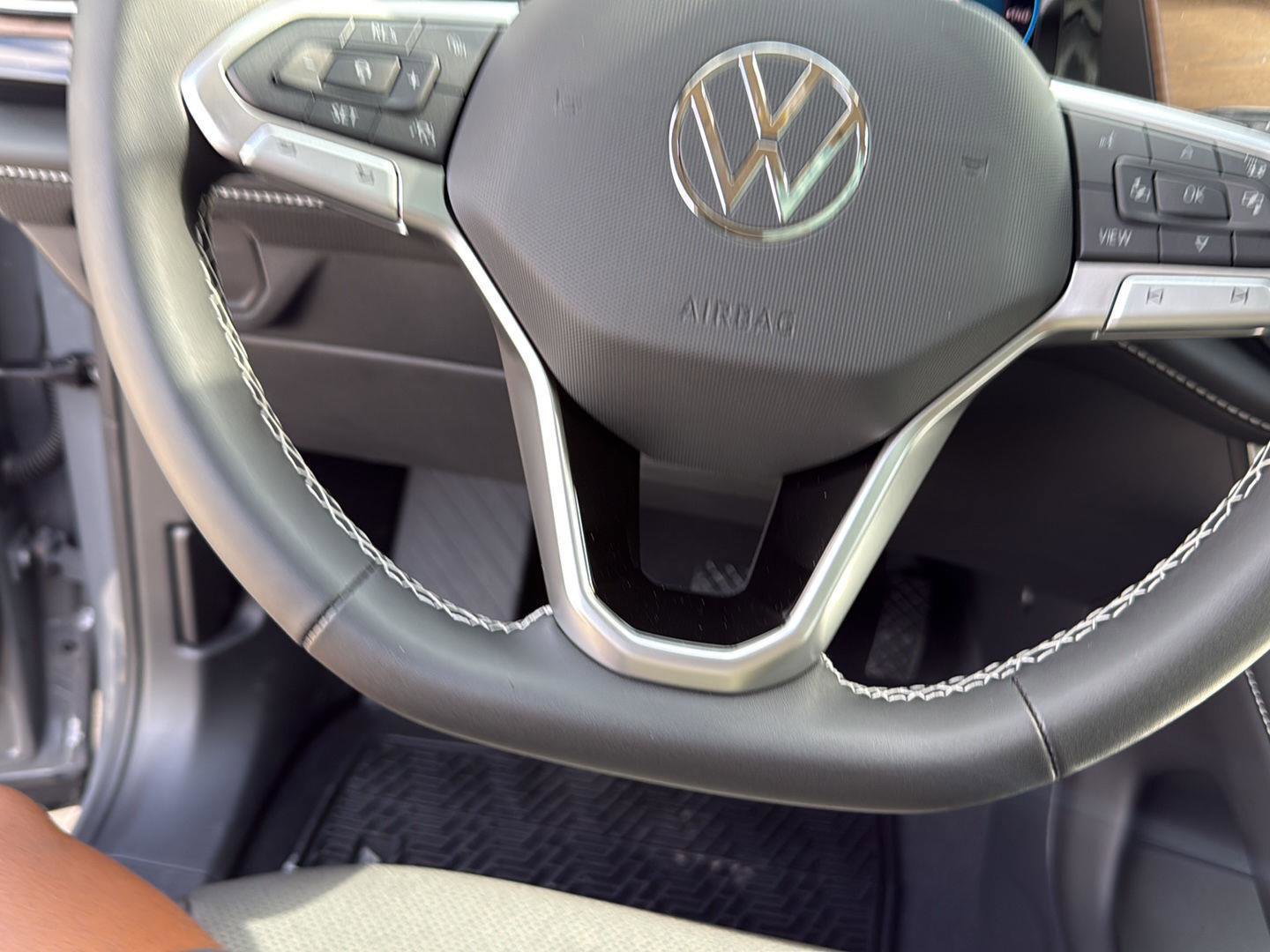 New 2026 Volkswagen Atlas SE image 20