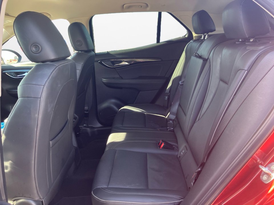 Used 2023 Buick Envision Essence image 16