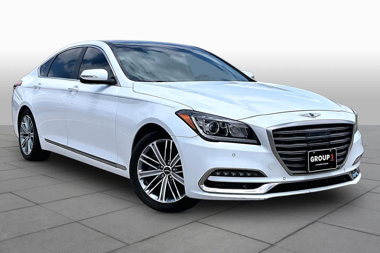 Used 2018 Genesis G80 3.8 w/ Option Group 02 RWD image 3