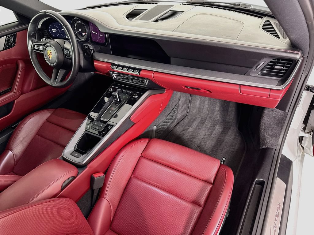 Used 2021 Porsche 911 Carrera RWD image 18
