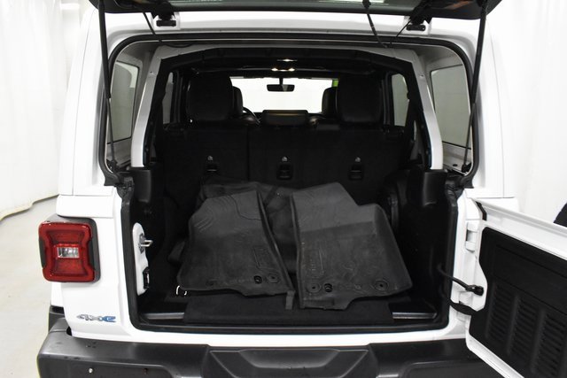 Used 2021 Jeep Wrangler Unlimited Sahara w/ Cold Weather Group image 11