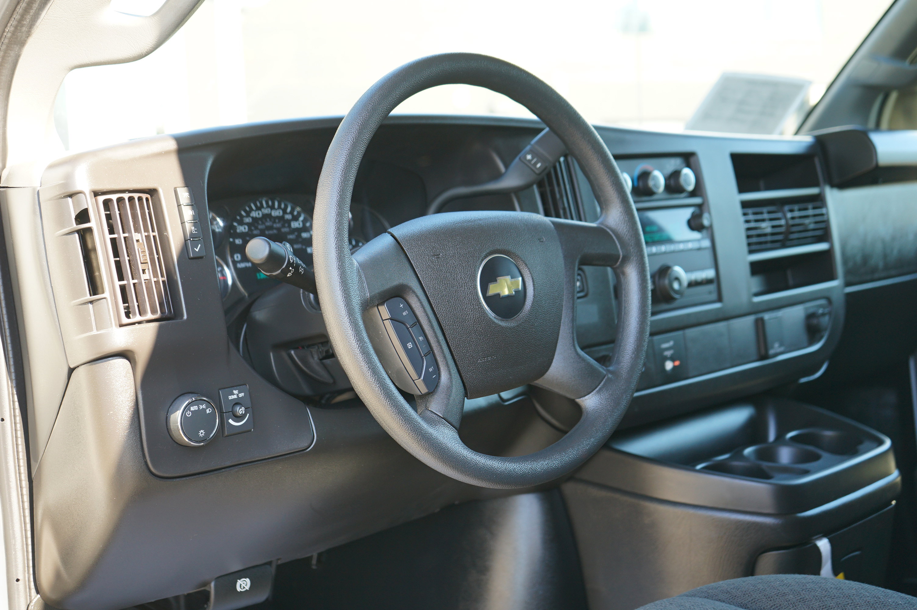 Used 2024 Chevrolet Express 2500 w/ Driver Convenience Package image 12