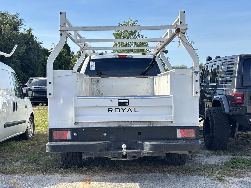 Used 2022 Ford F250 XL w/ STX Appearance Package RWD image 5