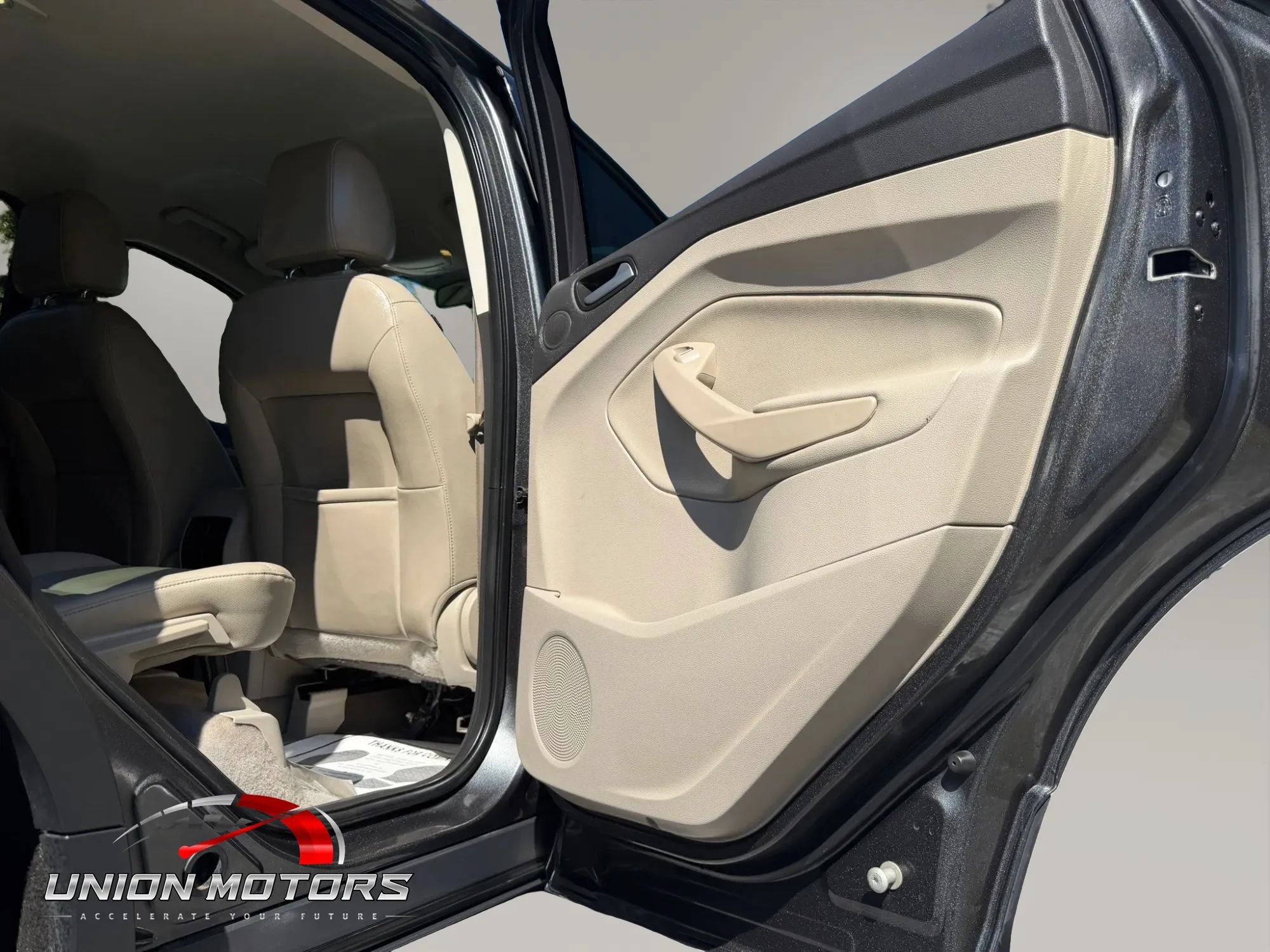 Used 2016 Ford Escape SE w/ SE Leather Comfort Package FWD image 42