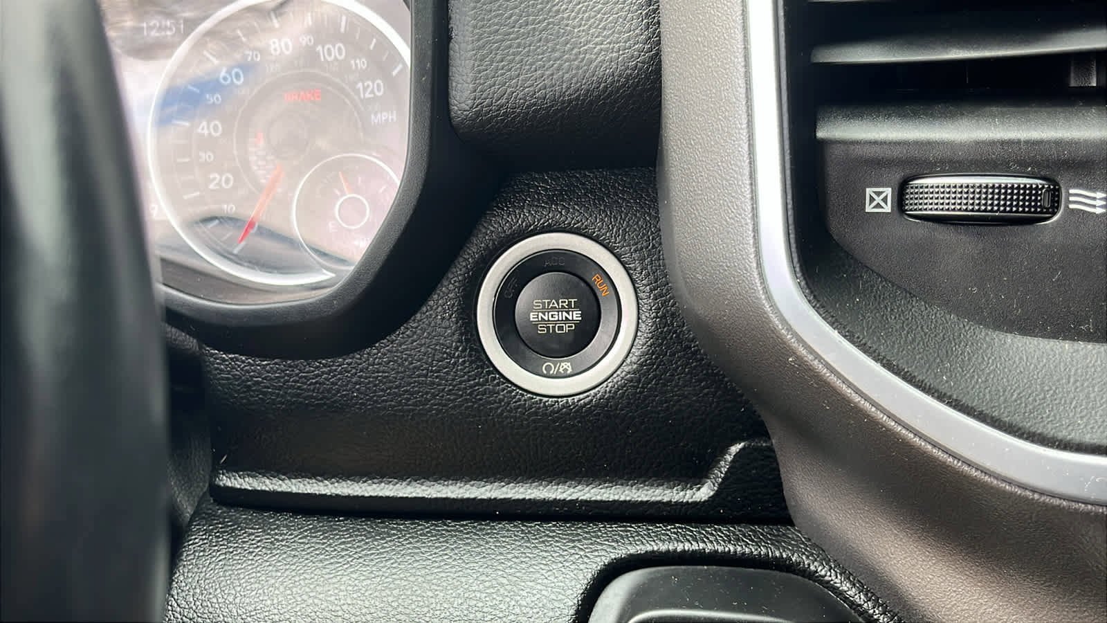 Certified 2021 RAM 1500 Big Horn image 21