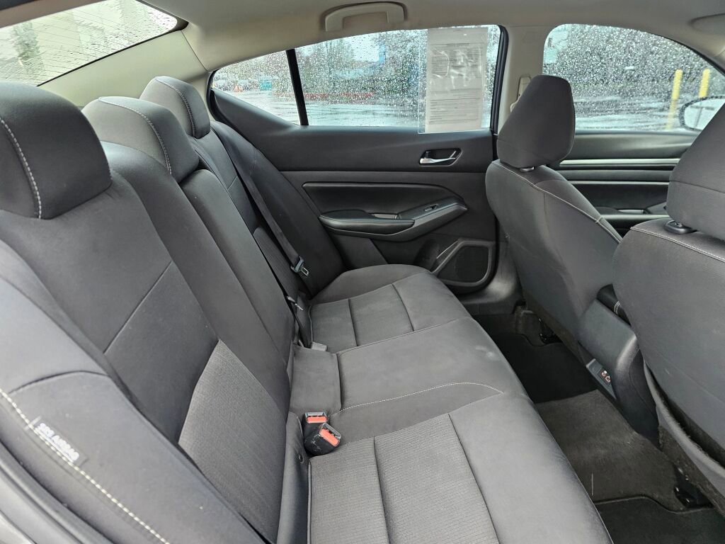 Used 2022 Nissan Altima 2.5 SV image 15