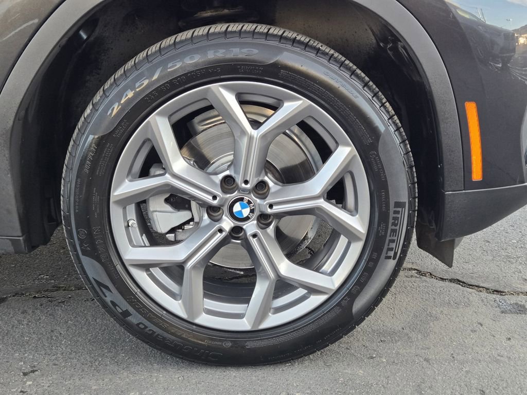 Used 2023 BMW X3 xDrive30i w/ Premium Package image 11