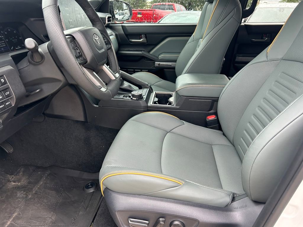 Used 2025 Toyota Tacoma 4x4 Double Cab Hybrid image 11