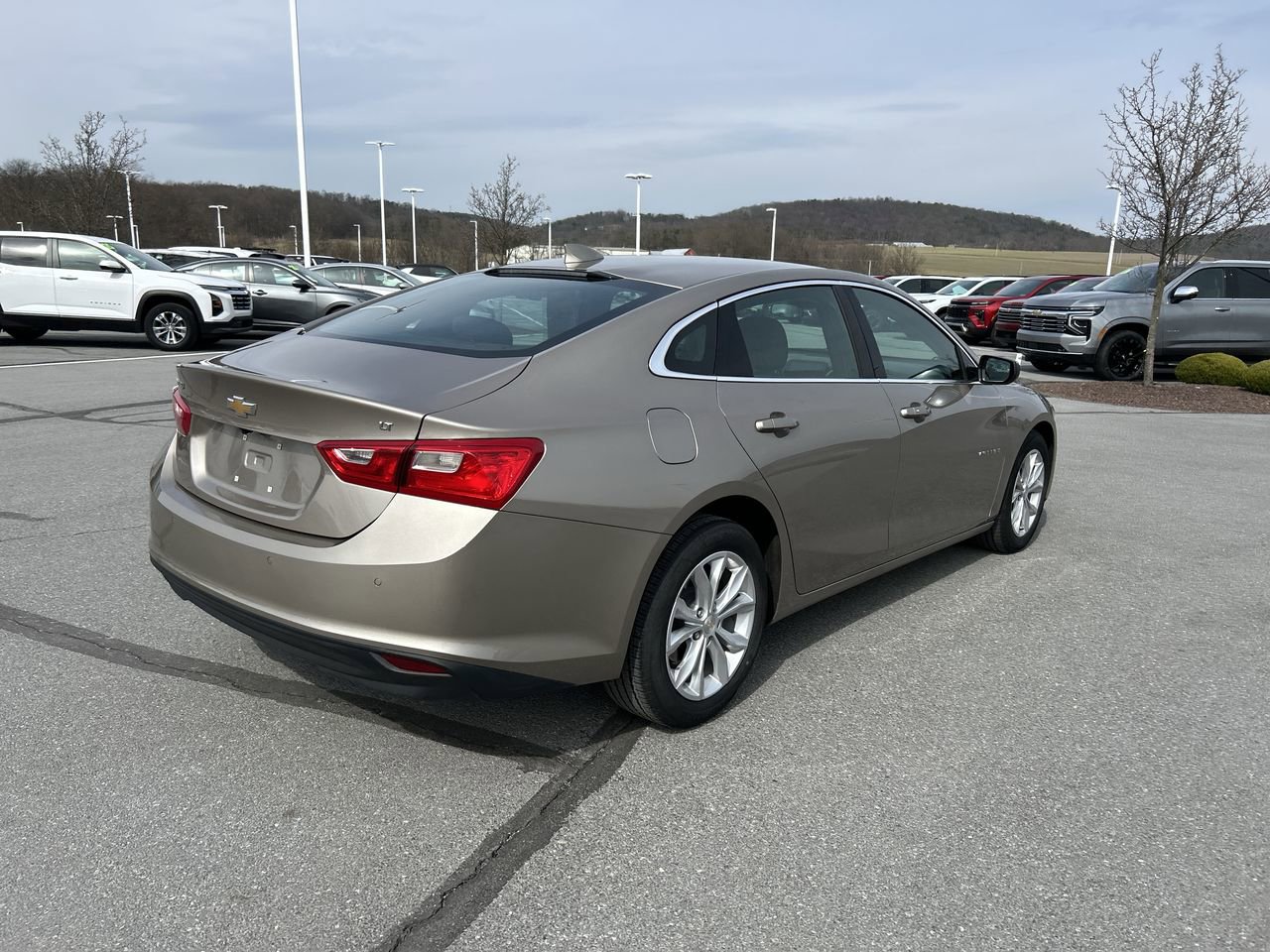 Used 2024 Chevrolet Malibu LT image 7