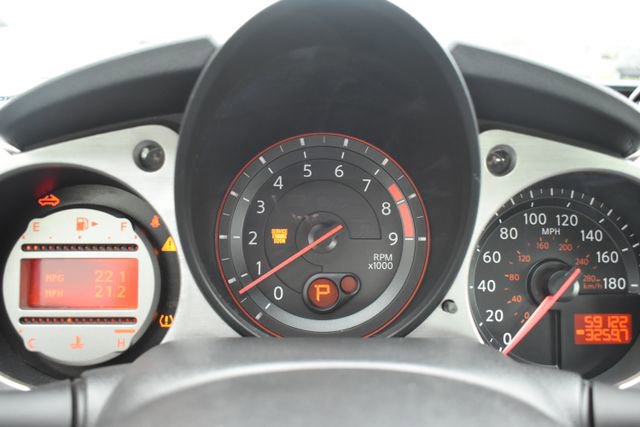 Used 2010 Nissan 370Z Touring w/ Sport Pkg image 21