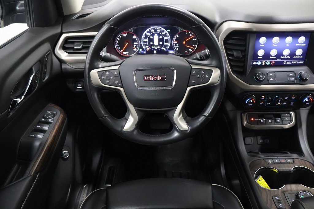 Used 2020 GMC Acadia Denali w/ Denali Ultimate Package image 16