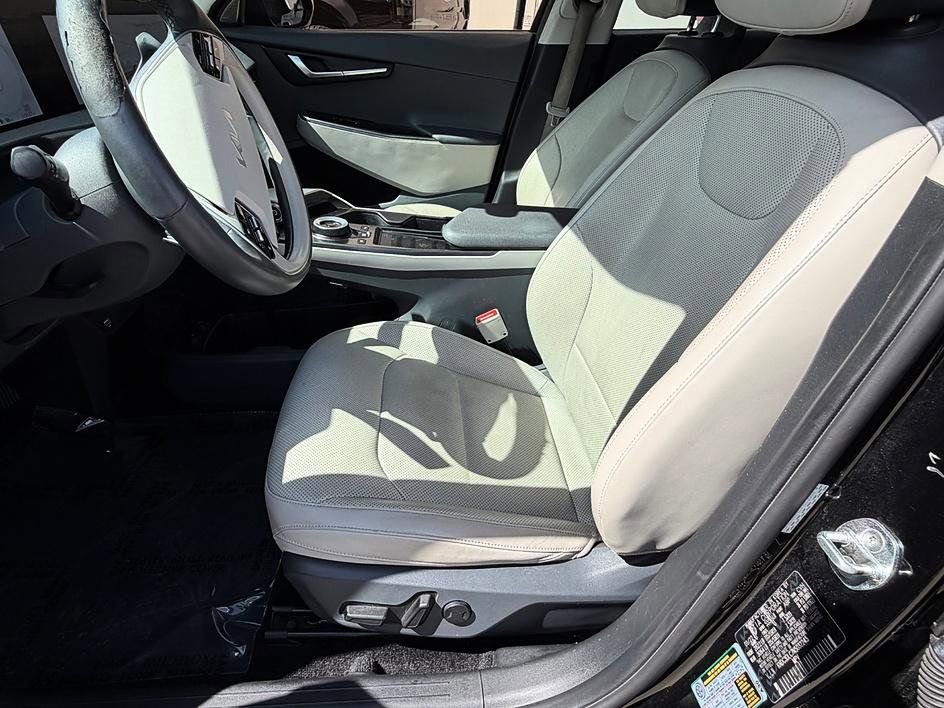 Used 2022 Kia EV6 Wind image 18