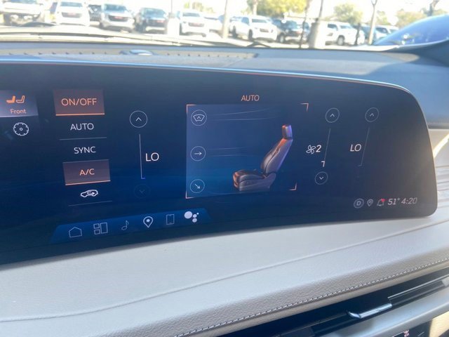 Certified 2025 Cadillac XT4 Premium Luxury image 23