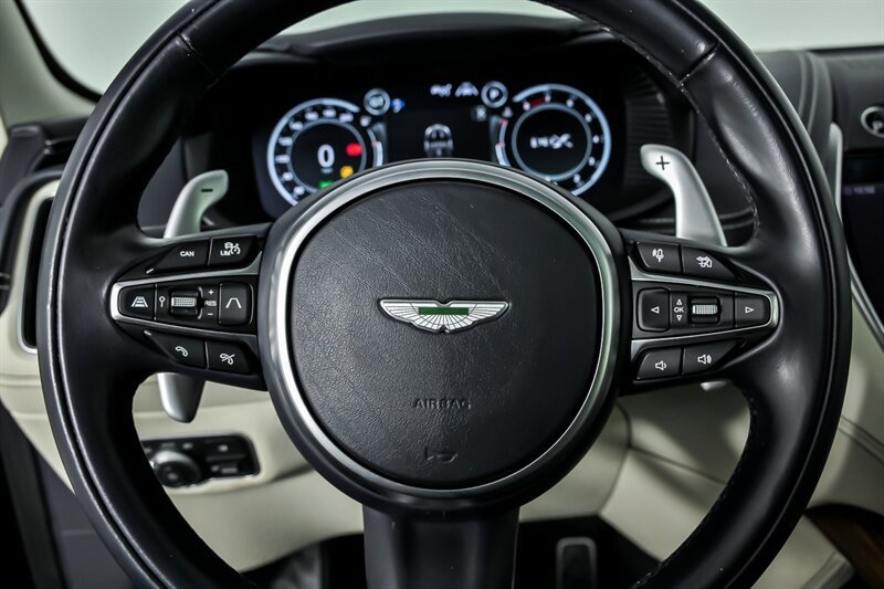 Used 2022 Aston Martin DBX AWD/4WD image 26
