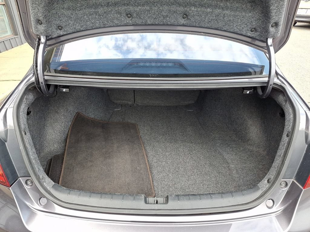 Used 2017 Honda Accord EX image 30