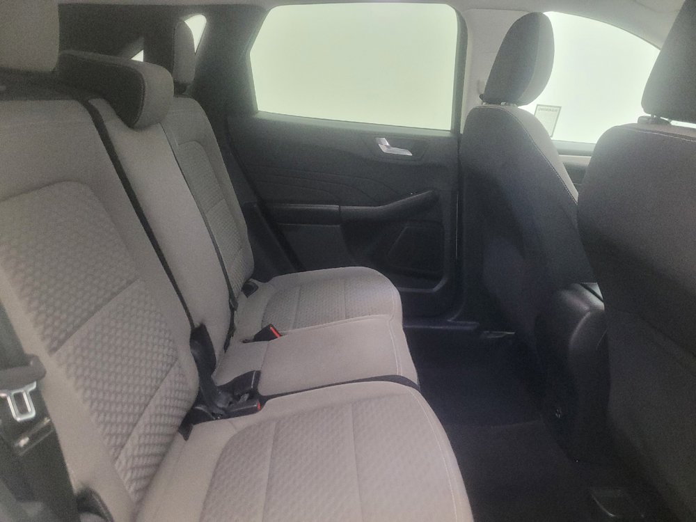 Used 2021 Ford Escape SE FWD image 19