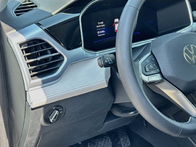 New 2026 Volkswagen Taos SE AWD/4WD image 10