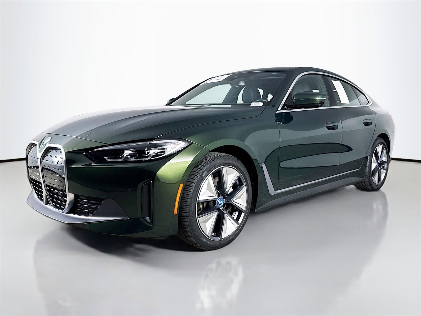 Certified 2024 BMW i4 eDrive35 w/ Convenience Package image 3