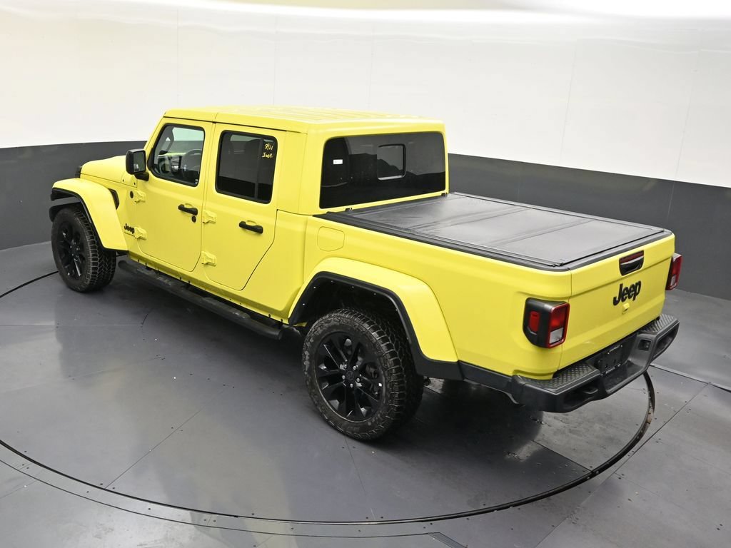 Used 2024 Jeep Gladiator Sport AWD/4WD image 17