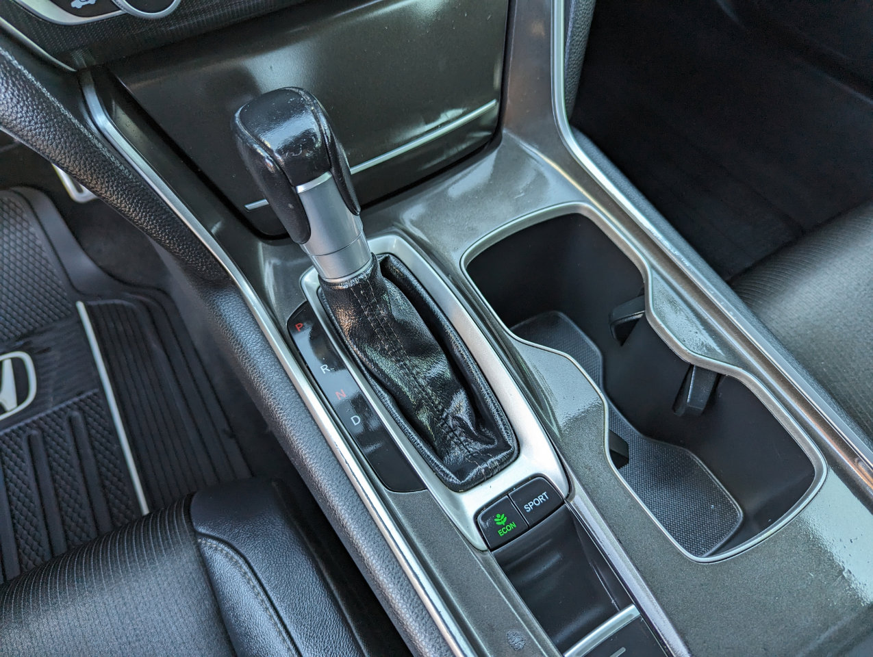 Used 2020 Honda Accord Sport image 25