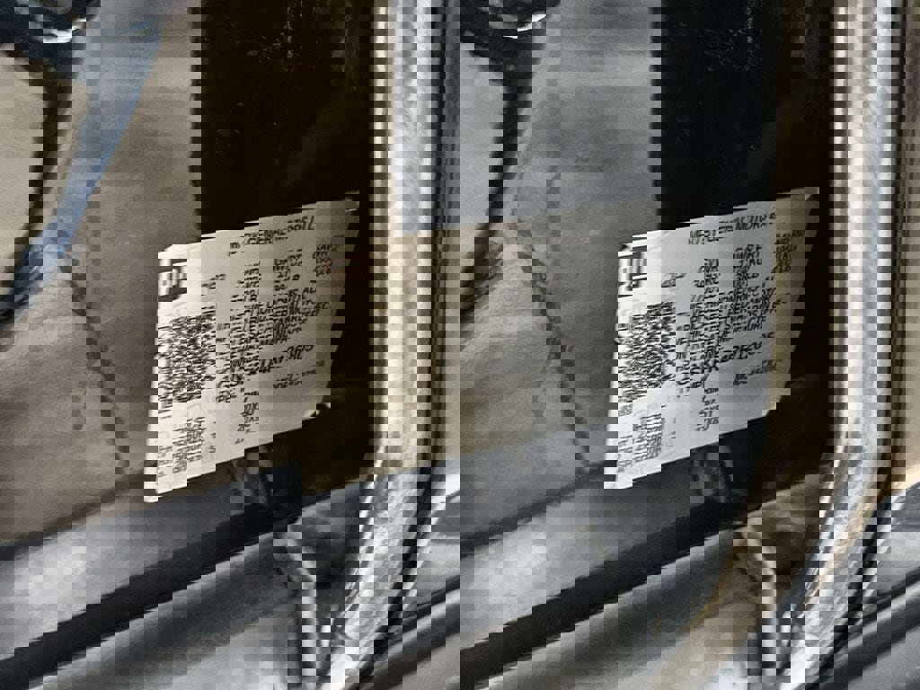 Used 2024 Chevrolet Suburban Premier image 34