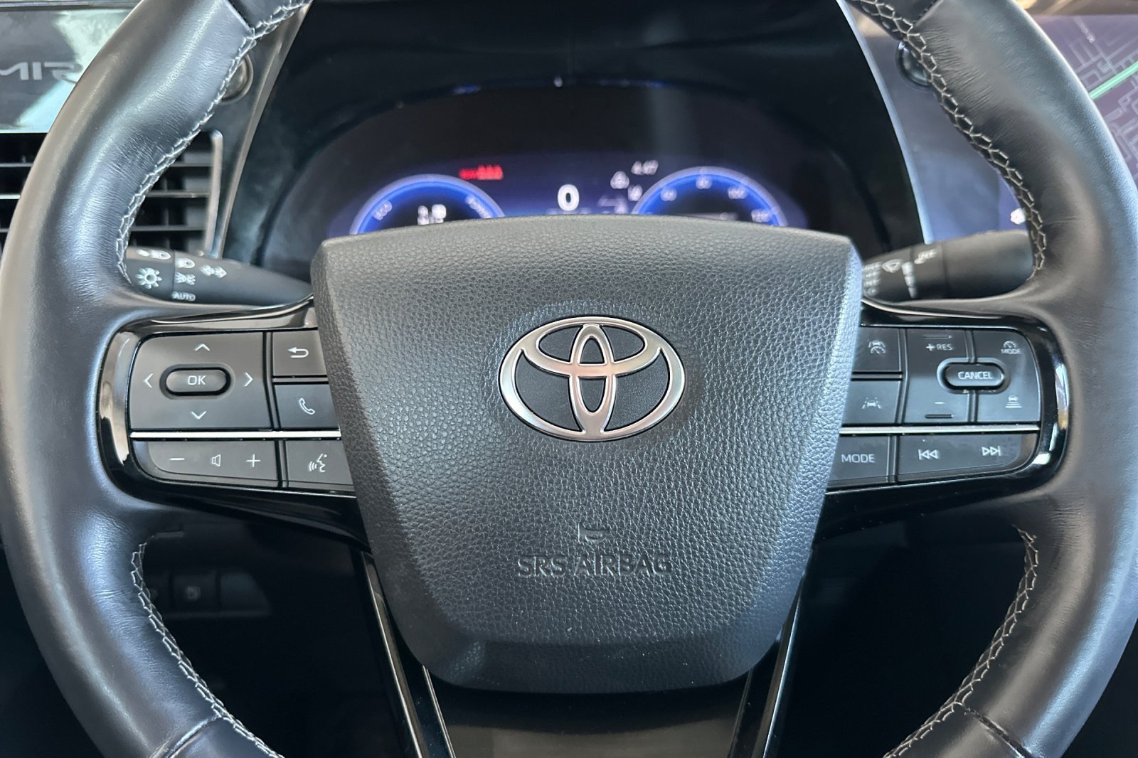Used 2025 Toyota Mirai XLE RWD image 21