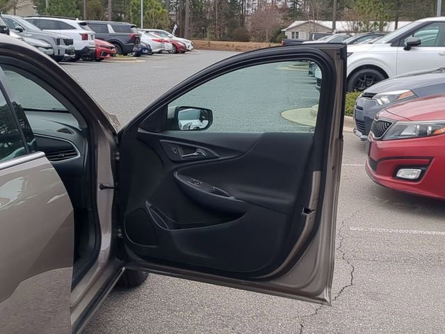 Used 2025 Chevrolet Malibu LT image 35