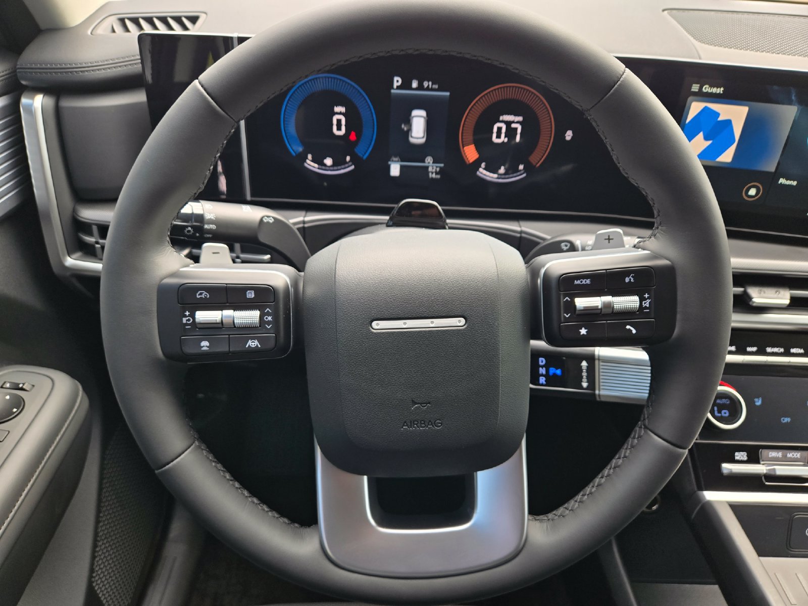 New 2027 Hyundai Santa Fe SEL FWD image 11